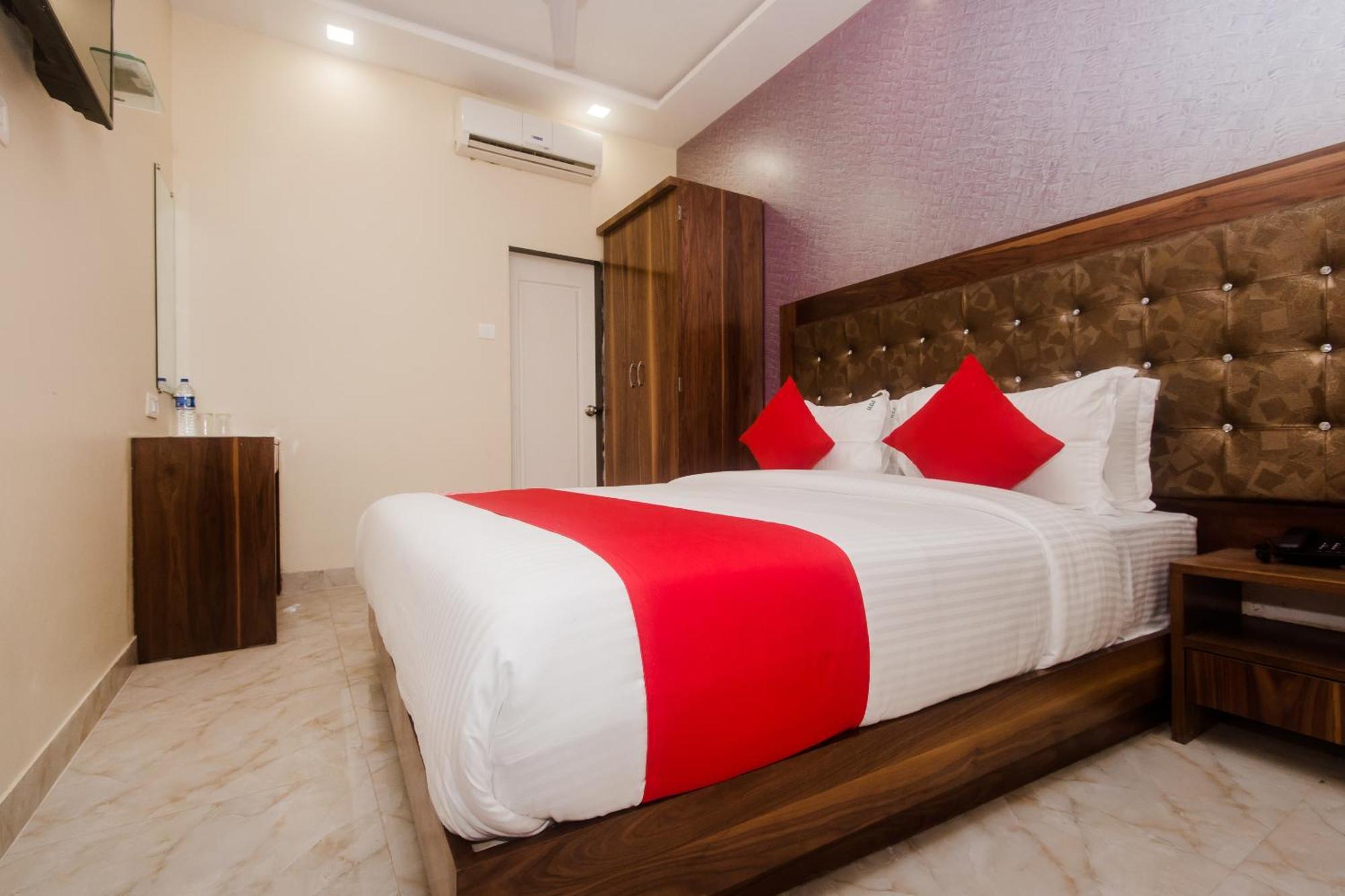 Hotel O Greenforest Near Airport Road Metro Station Мумбаї Екстер'єр фото